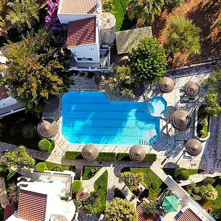 Hotel Paris Village 3*